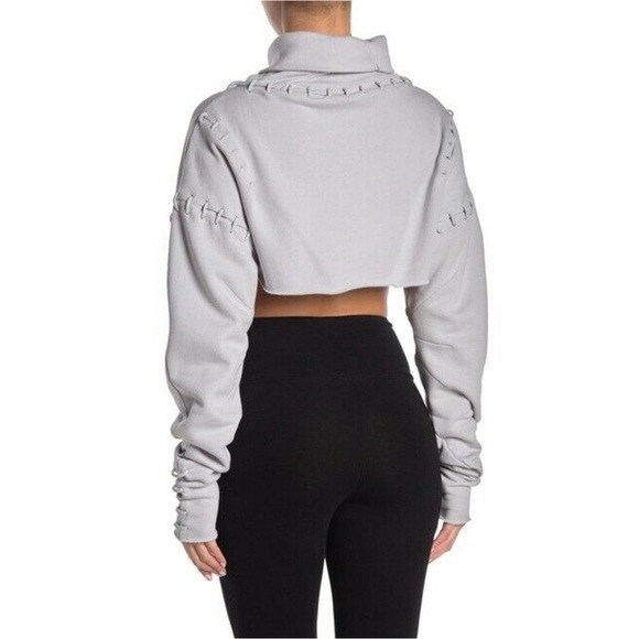 Alo Yoga Splice Long Sleeve Crop Sweatshirt Top Grey Womens Sz M - Picture 2 of 10